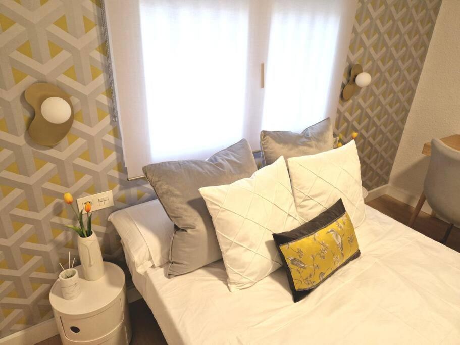 Апартаменты Apartamento Plaza Cervantes Хаэн Экстерьер фото
